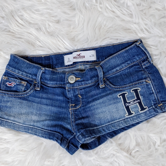 Hollister Pants - Hollister size 0 denim shorts